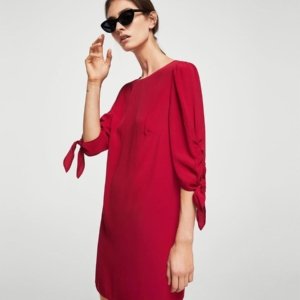 Sleeve knotted sweater